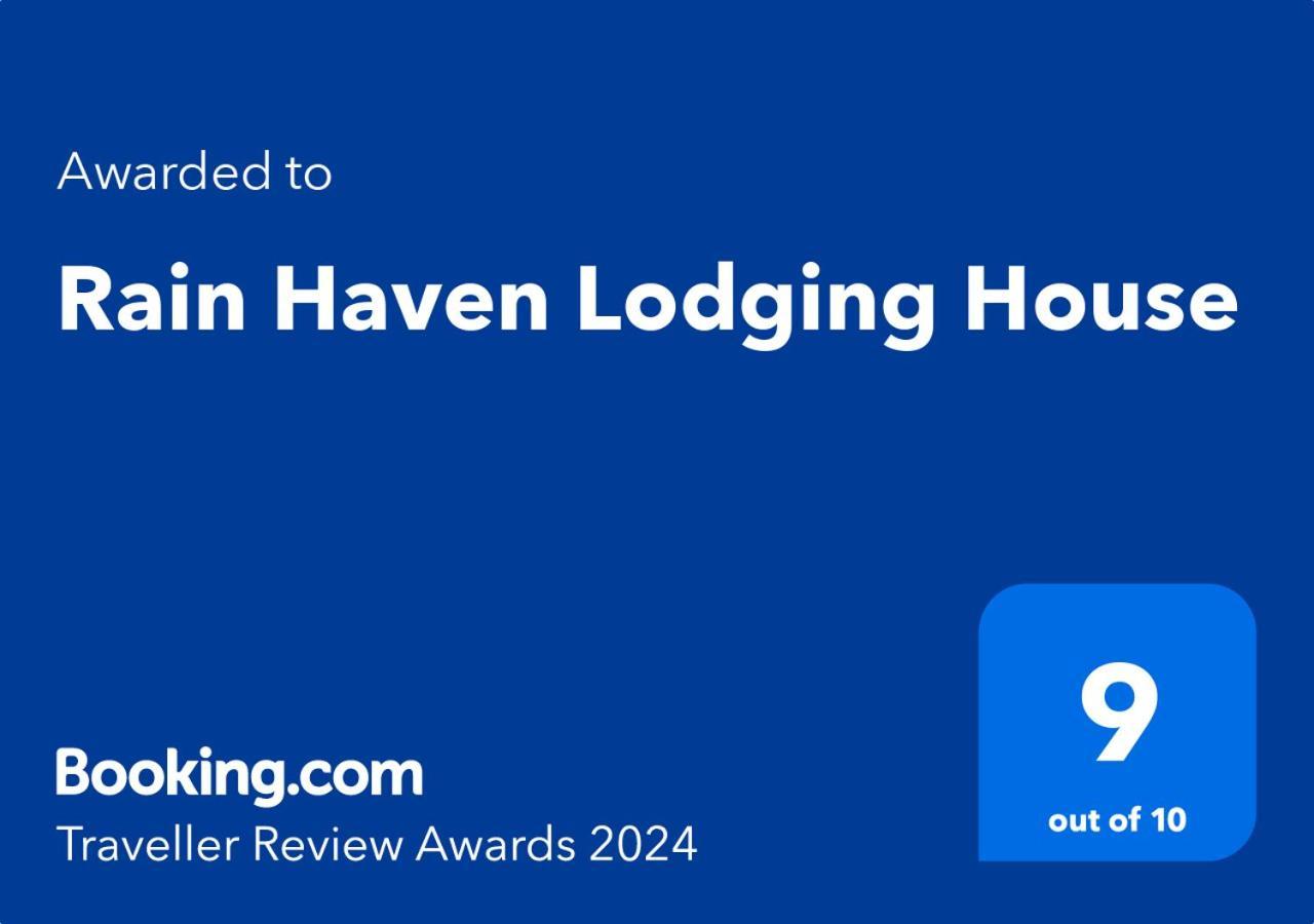 Rain Haven Lodging House Coron Exteriér fotografie