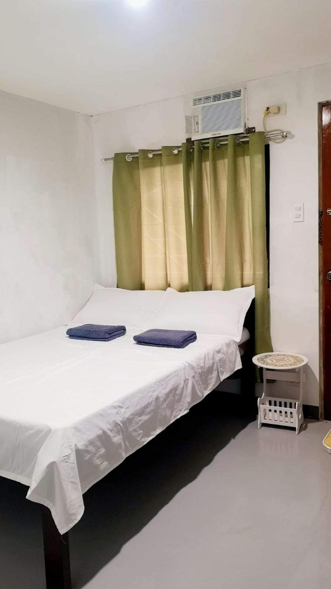 Rain Haven Lodging House Coron Exteriér fotografie